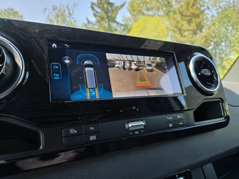 New 2025 Mercedes-Benz Sprinter 2500 image 25