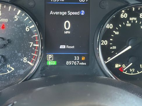 Used 2020 Nissan Rogue SV FWD image 27