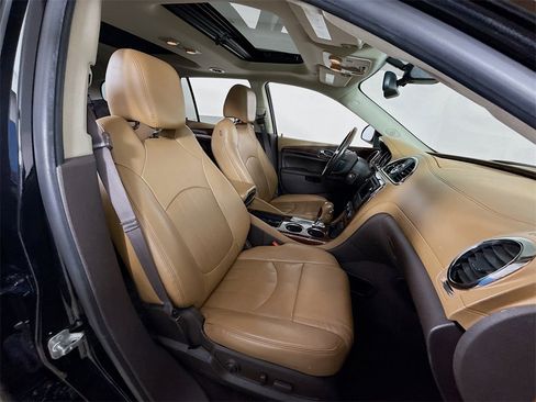 Used 2017 Buick Enclave Leather w/ Trailering Package image 33