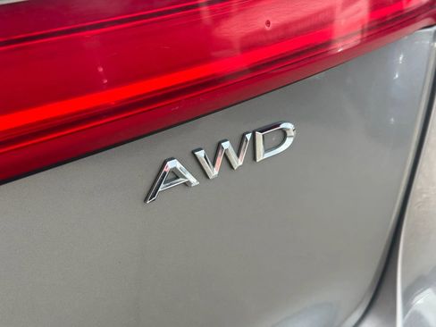 Used 2016 Lincoln MKX Reserve w/ Technology Package image 11