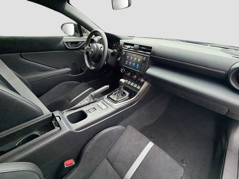 Used 2025 Toyota GR86 Premium RWD image 25