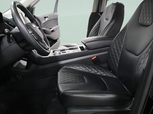 Used 2024 Ford Edge Titanium AWD/4WD image 21