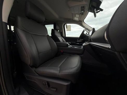 New 2026 Ford Expedition Active RWD image 20