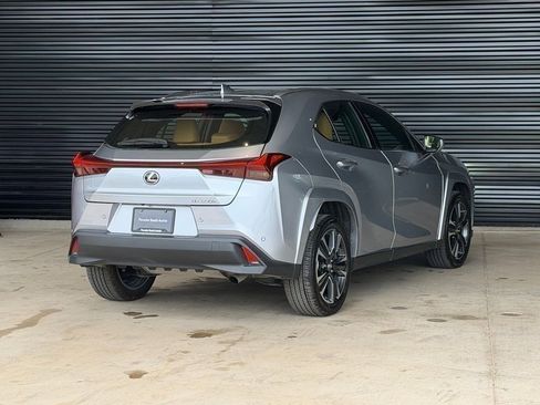 Used 2025 Lexus UX 300h FWD w/ Cold Area Package image 9