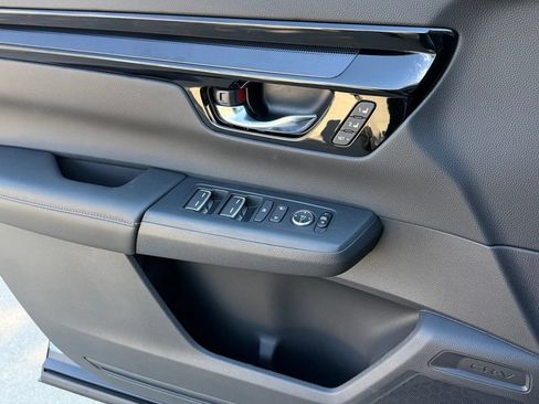 Used 2026 Honda CR-V Sport Touring image 29