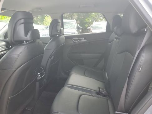 Certified 2024 Kia Sportage EX image 7