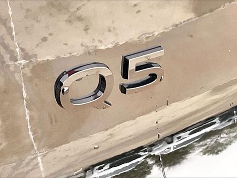 New 2025 Audi Q5 Premium Plus image 15