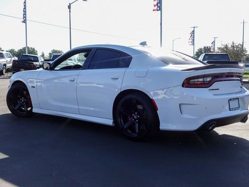 Used 2023 Dodge Charger R/T w/ Performance Handling Group image 9