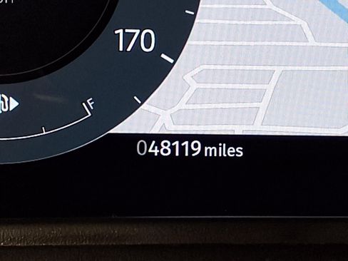 Used 2024 Land Rover Range Rover Velar Dynamic SE image 33