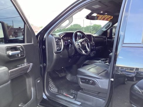 Used 2022 Chevrolet Silverado 2500 LTZ w/ LTZ Plus Package image 9