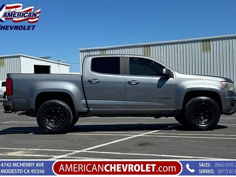 Used 2020 Chevrolet Colorado W/T w/ WT Convenience Package RWD image 3