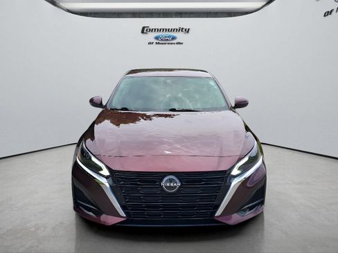 Used 2023 Nissan Altima 2.5 SV AWD/4WD image 2