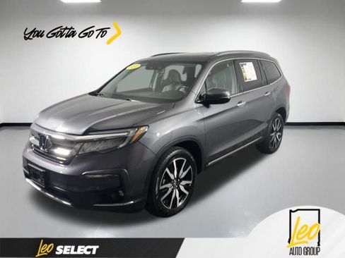Used 2021 Honda Pilot Touring image 1