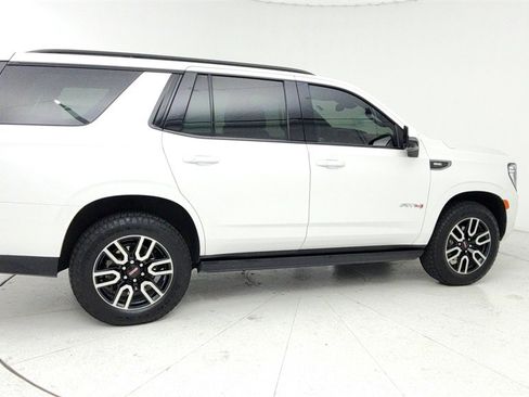 Used 2023 GMC Yukon AT4 w/ Technology Package image 7