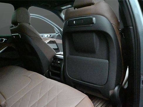 Used 2026 BMW X5 xDrive40i AWD/4WD image 21