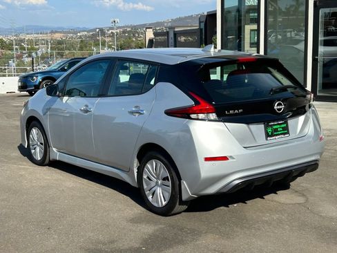 Used 2025 Nissan Leaf S FWD image 7