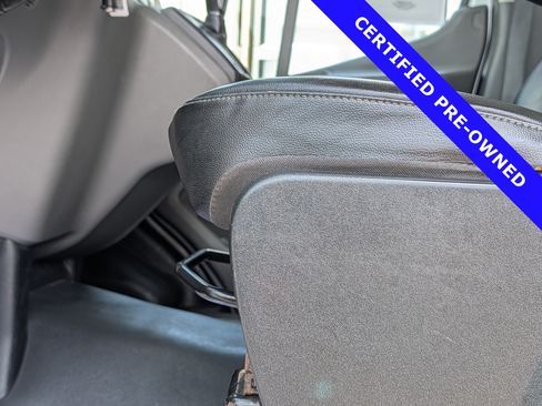 Certified 2022 Ford Transit 350 DRW RWD image 20