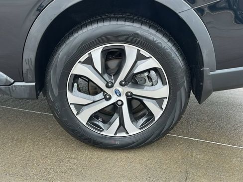 Used 2022 Subaru Outback Touring XT AWD/4WD image 18