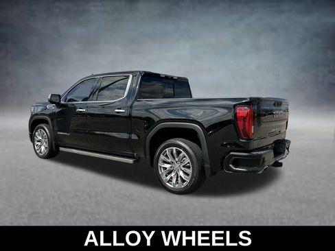 Used 2023 GMC Sierra 1500 Denali w/ Denali Reserve Package AWD/4WD image 3