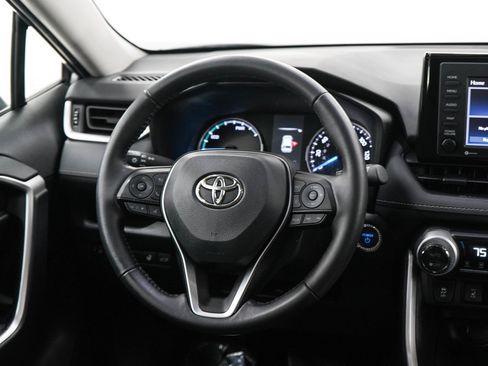 Used 2022 Toyota RAV4 XLE w/ Convenience Package AWD/4WD image 14