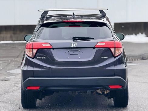 Used 2017 Honda HR-V EX image 6