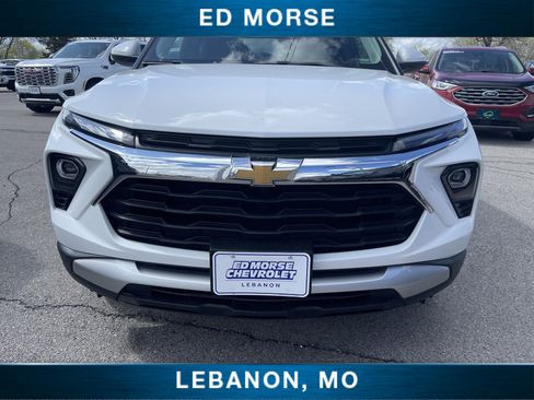 Used 2025 Chevrolet TrailBlazer LT AWD/4WD image 28