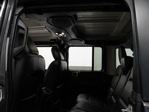 Used 2020 Jeep Wrangler Unlimited Sahara w/ Cold Weather Group AWD/4WD image 13