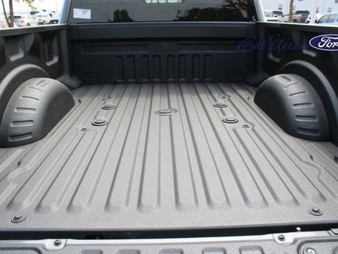 New 2026 Ford F250 Lariat w/ Black Appearance Package AWD/4WD image 6