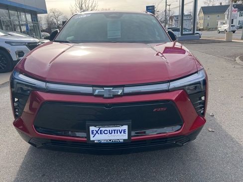 Used 2025 Chevrolet Blazer EV RS image 9