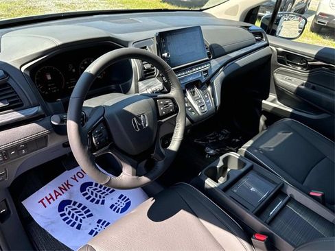 New 2026 Honda Odyssey Elite image 4