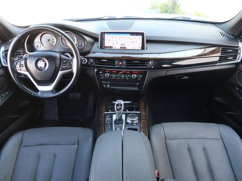 Used 2018 BMW X5 sDrive35i RWD image 11