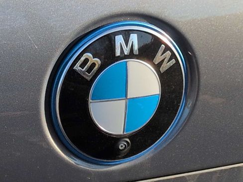 Used 2025 BMW i7 eDrive50 RWD image 12