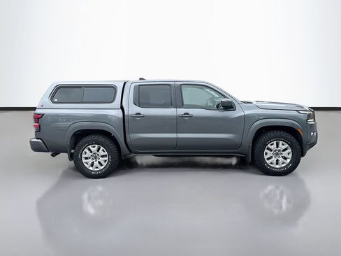 Used 2023 Nissan Frontier SV w/ SV Premium Package AWD/4WD image 2