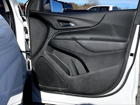 Used 2024 Chevrolet Equinox LT w/ LPO, Floor Liner Package image 28