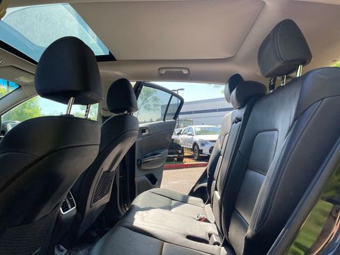 Used 2022 Kia Sportage EX w/ EX Technology Package AWD/4WD image 19