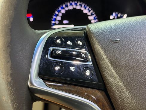 Used 2014 Cadillac XTS Luxury w/ Driver Awareness Package FWD image 12
