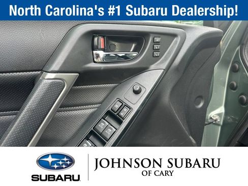 Used 2017 Subaru Forester 2.5i Touring AWD/4WD image 19