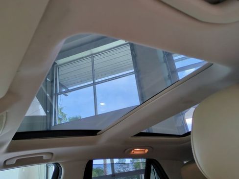 Used 2018 Mercedes-Benz GLE 350 4MATIC w/ Premium 2 Package image 18