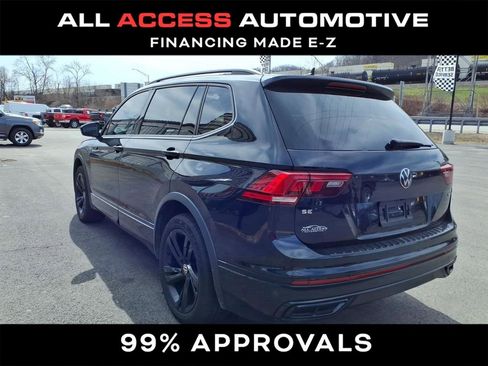 Used 2023 Volkswagen Tiguan SE R-Line image 3