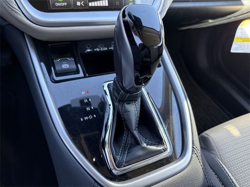 Certified 2025 Subaru Outback Premium image 21