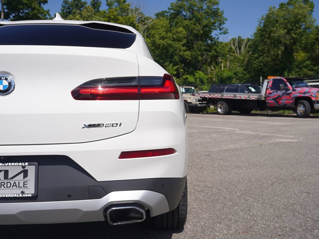 Used 2023 BMW X4 xDrive30i AWD/4WD image 17