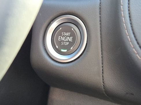 Used 2024 Chevrolet Tahoe High Country image 16