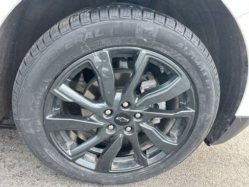 Used 2024 Chevrolet Equinox RS w/ RS Leather Package image 4