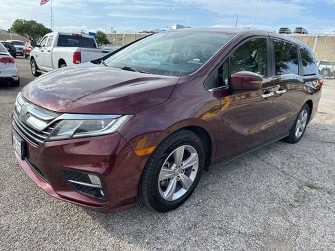 Used 2019 Honda Odyssey EX image 2