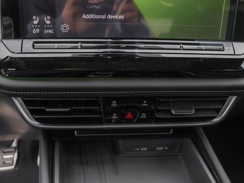 New 2026 Volkswagen Atlas SEL Premium R-Line image 28