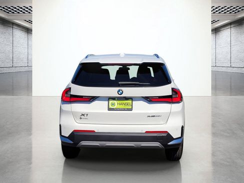 Used 2023 BMW X1 xDrive28i w/ Convenience Package AWD/4WD image 8