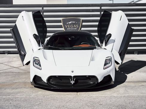 Used 2023 Maserati MC20 Coupe image 20