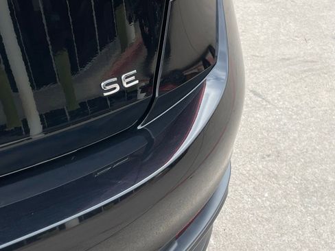 Used 2024 Volkswagen Jetta SE image 6