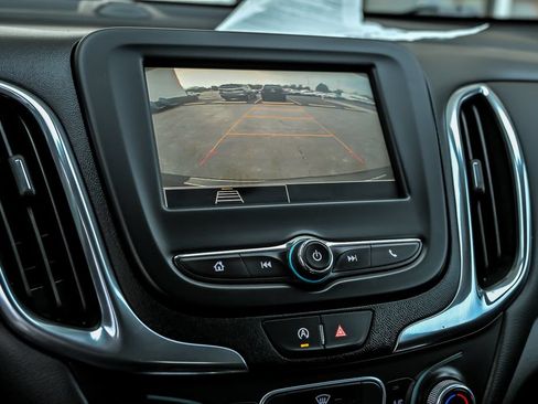 Used 2022 Chevrolet Equinox LT FWD image 25
