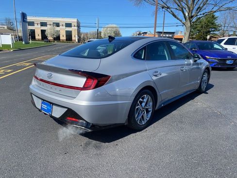 Certified 2023 Hyundai Sonata SEL w/ Convenience Package FWD image 4